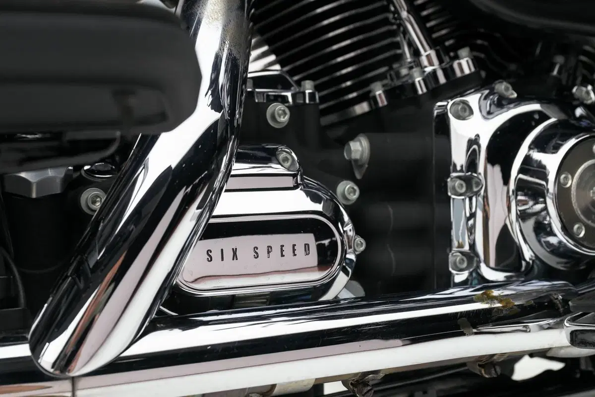 Harley-Davidson 1584 Electra Glide Ultra Classic (2007) - FLHTCU (11)