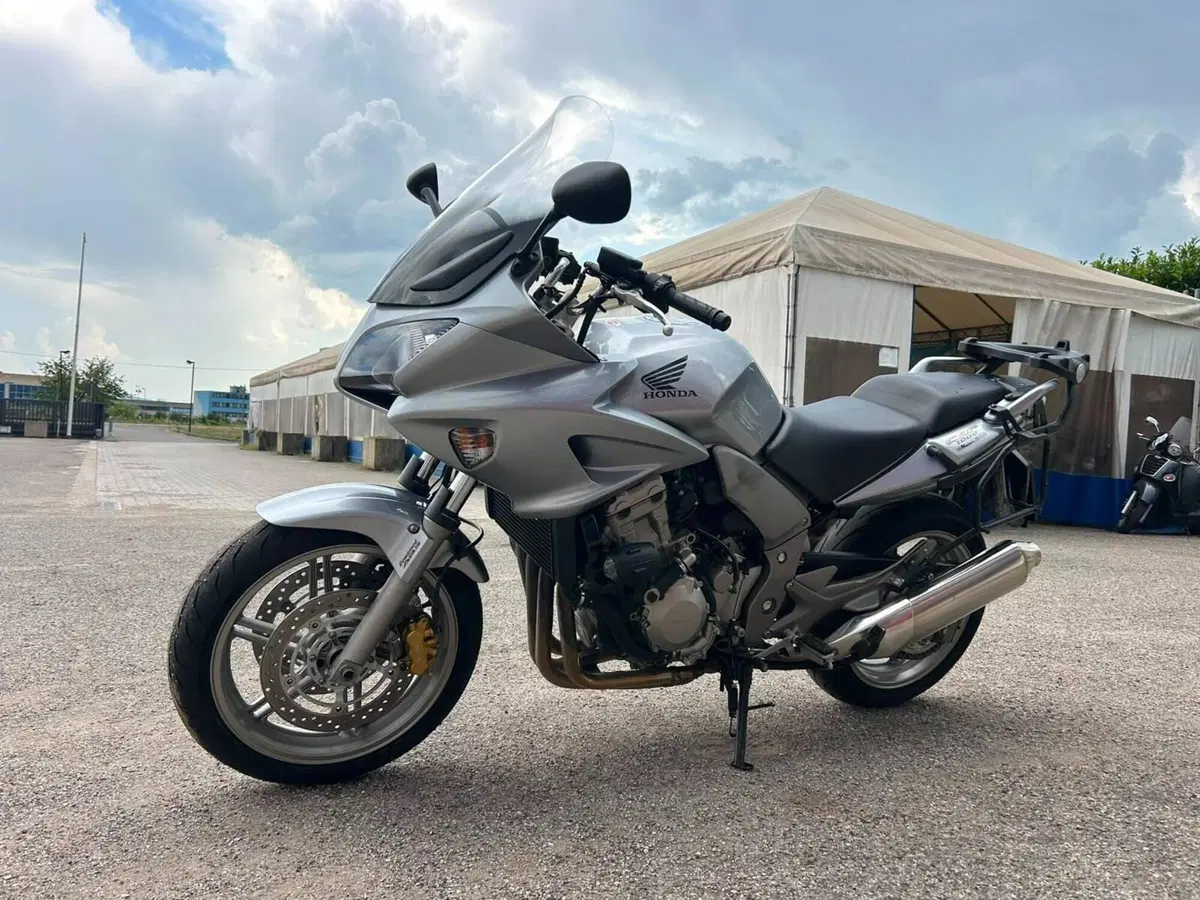 Honda CBF 1000 F (2010 - 13) (4)