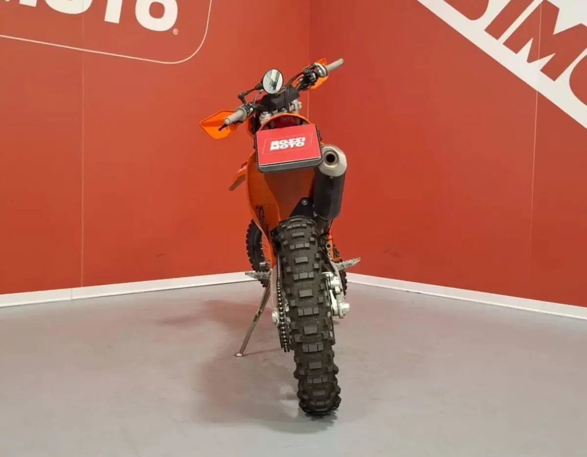 KTM 350 EXC-F Champion Edition (2025) (4)