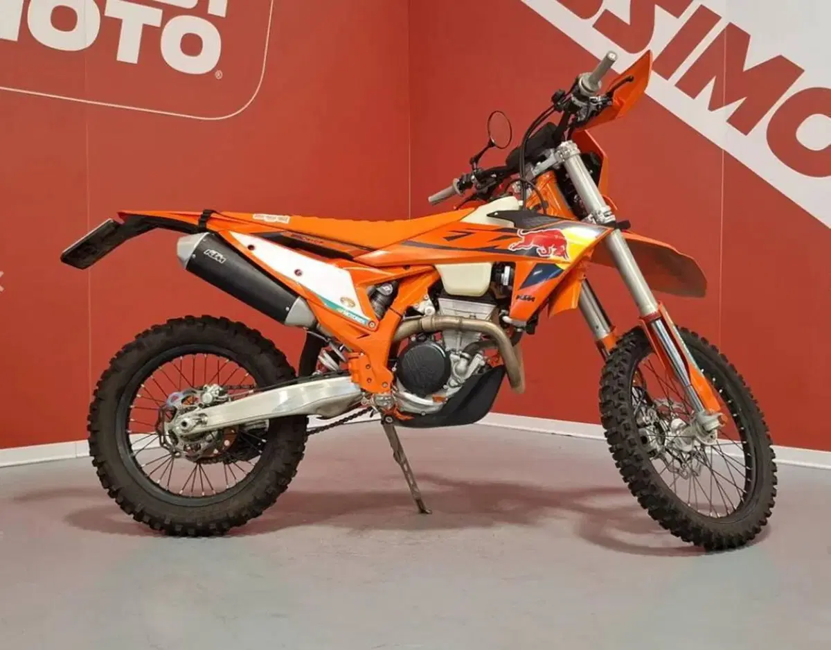 KTM 350 EXC-F Champion Edition (2025) (2)