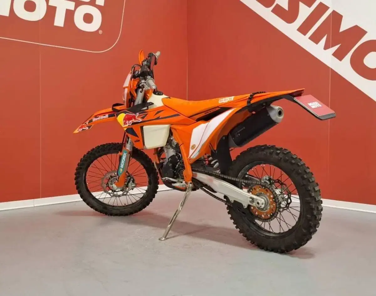 KTM 350 EXC-F Champion Edition (2025) (5)