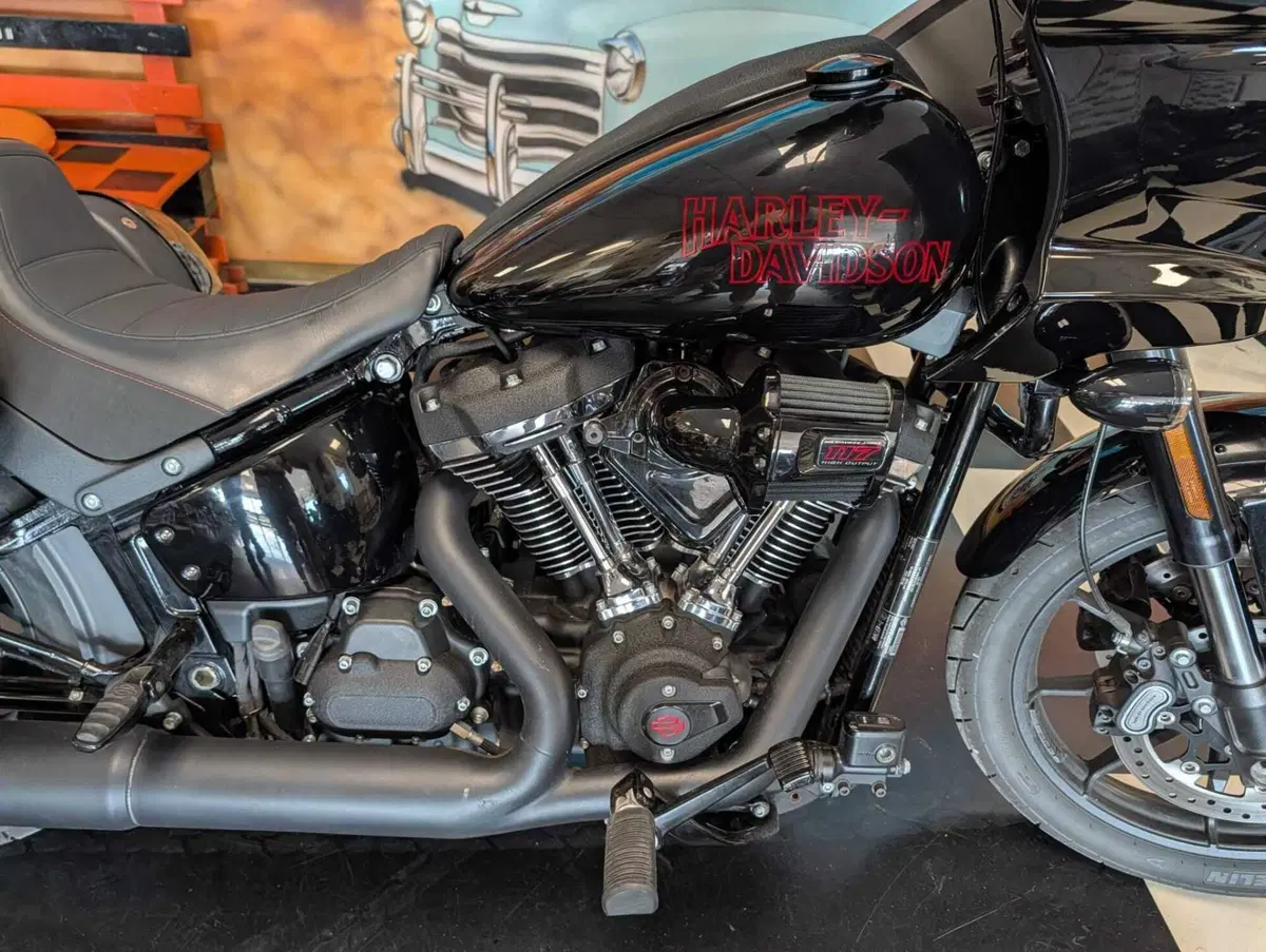 Harley-Davidson 114 Low Rider S (2021) - FXLRS (13)