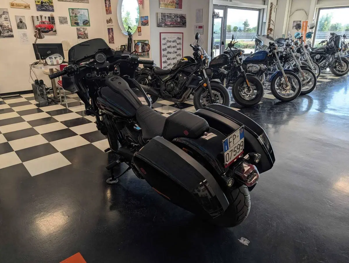 Harley-Davidson 114 Low Rider S (2021) - FXLRS (15)