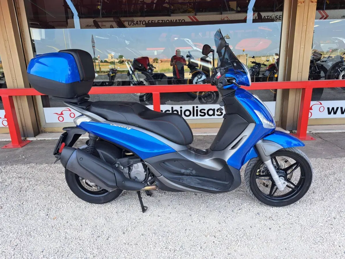 Piaggio Beverly 350 S ABS (2019 - 20) (2)
