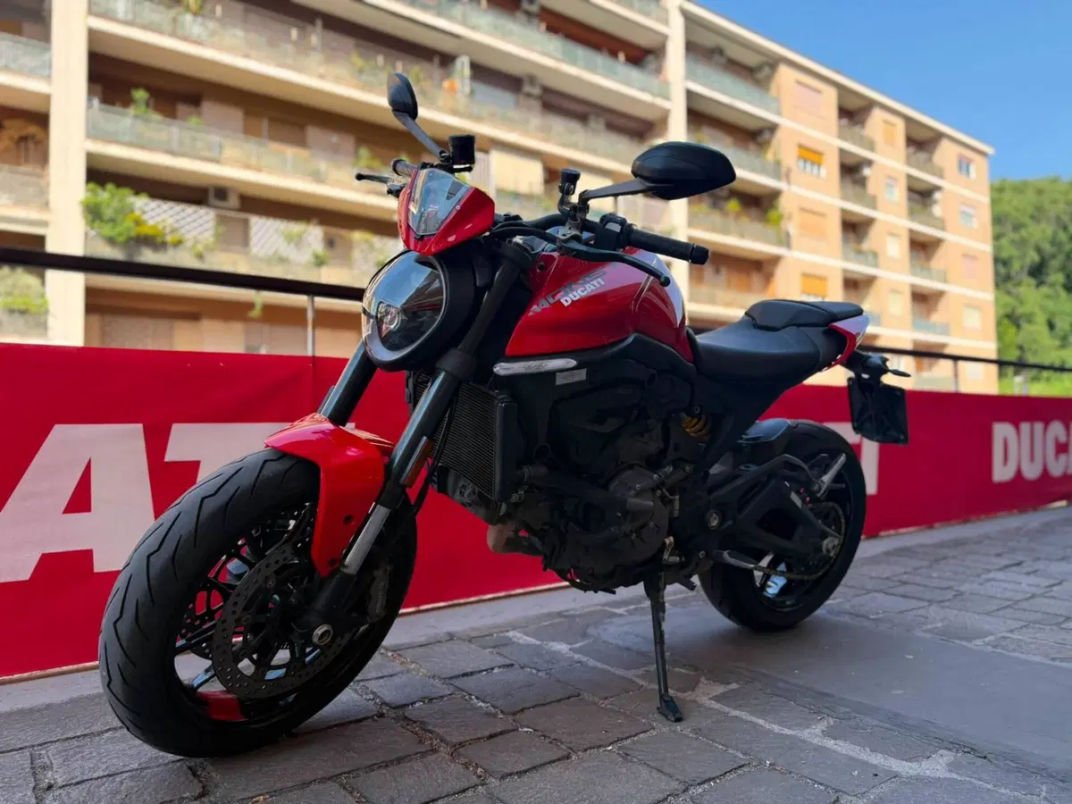 Ducati Monster 937 + (2021 - 25) (8)