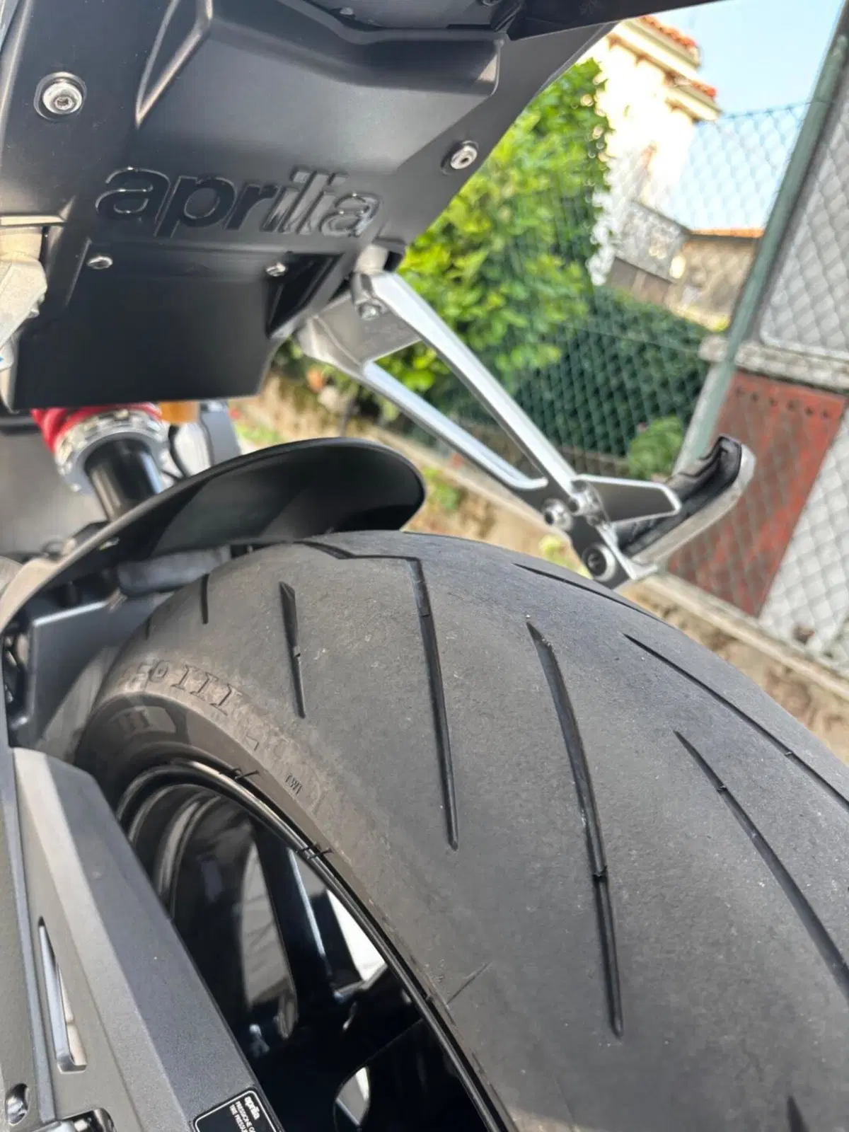 Aprilia Tuono 660 (2021 - 25) (3)