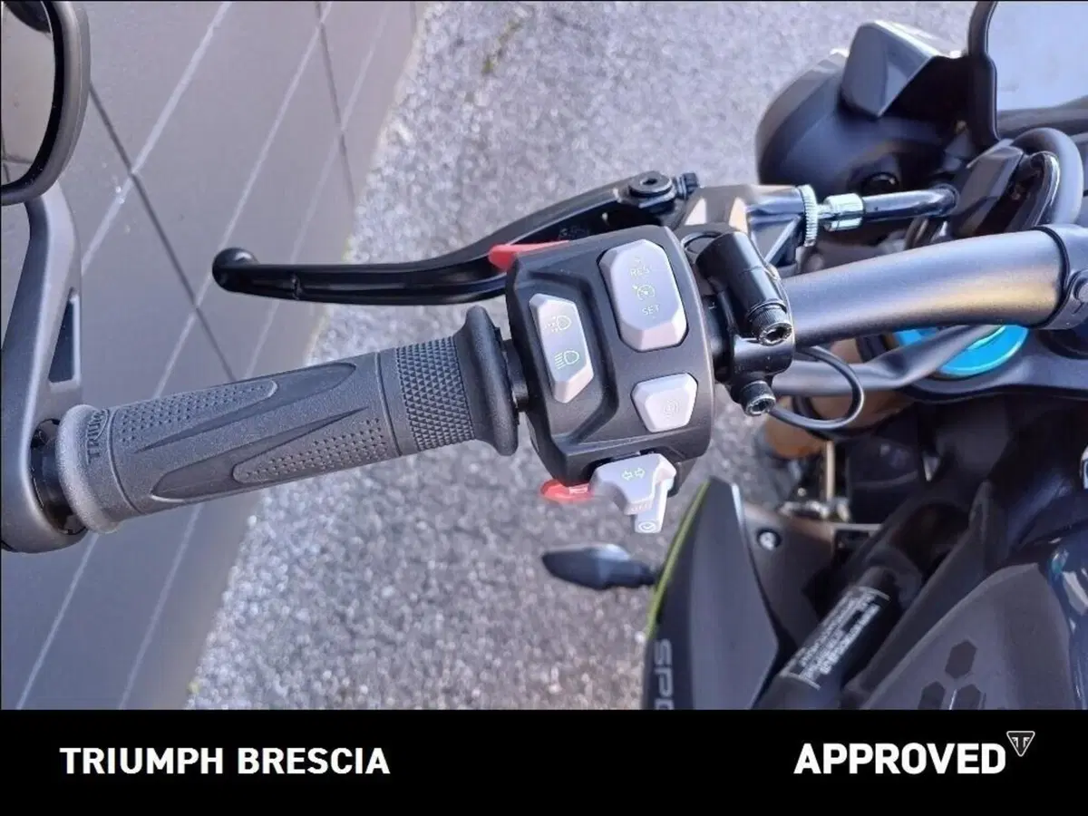 Triumph Speed Triple 1200 RS (2025 - 26) (9)