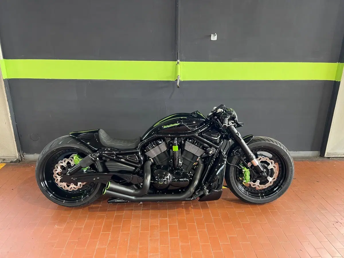 Harley-Davidson 1250 Night Rod Special (2008 - 17) - VRSCDX