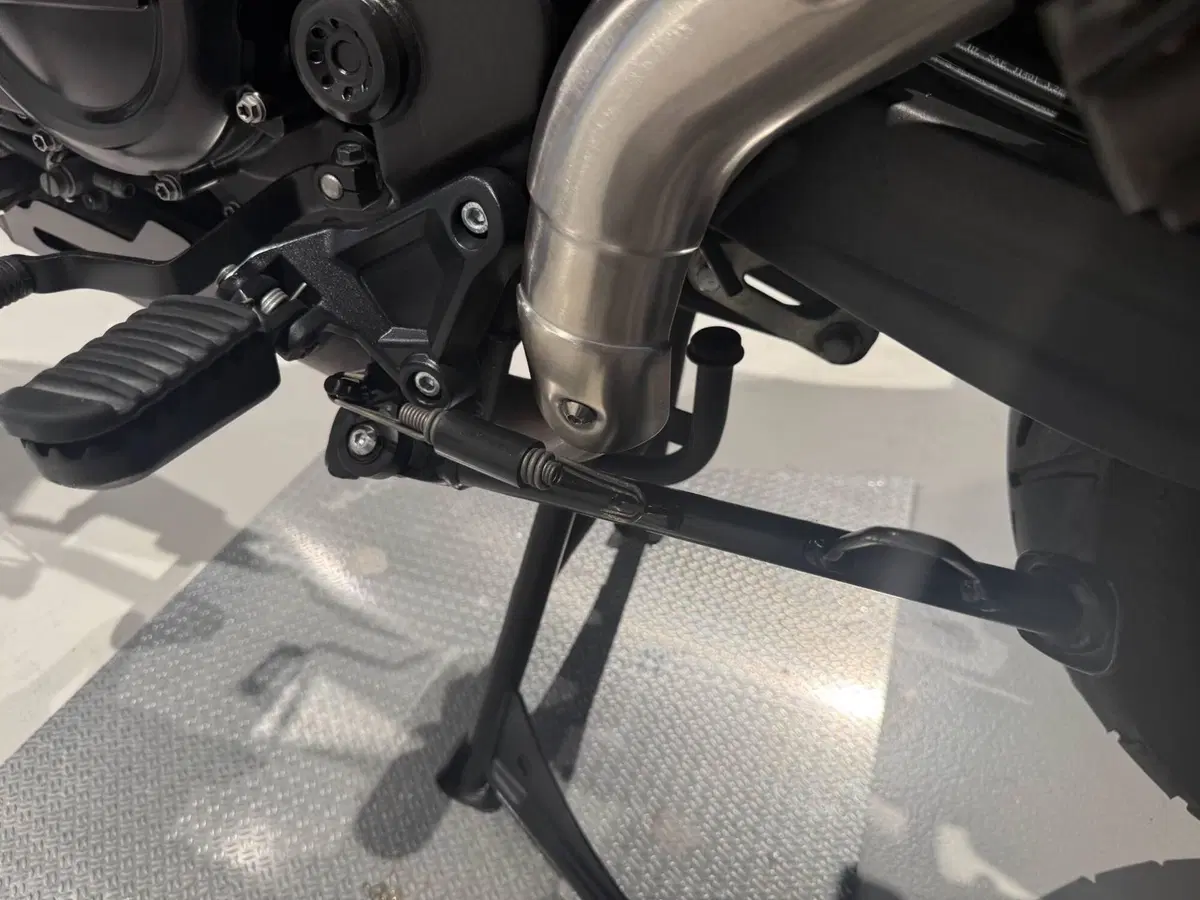 Voge Valico 650DSX (2021 - 24) (8)