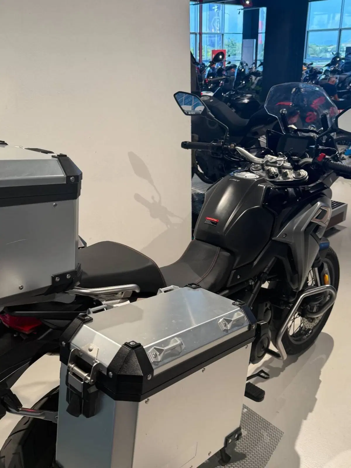Voge Valico 650DSX (2021 - 24) (5)