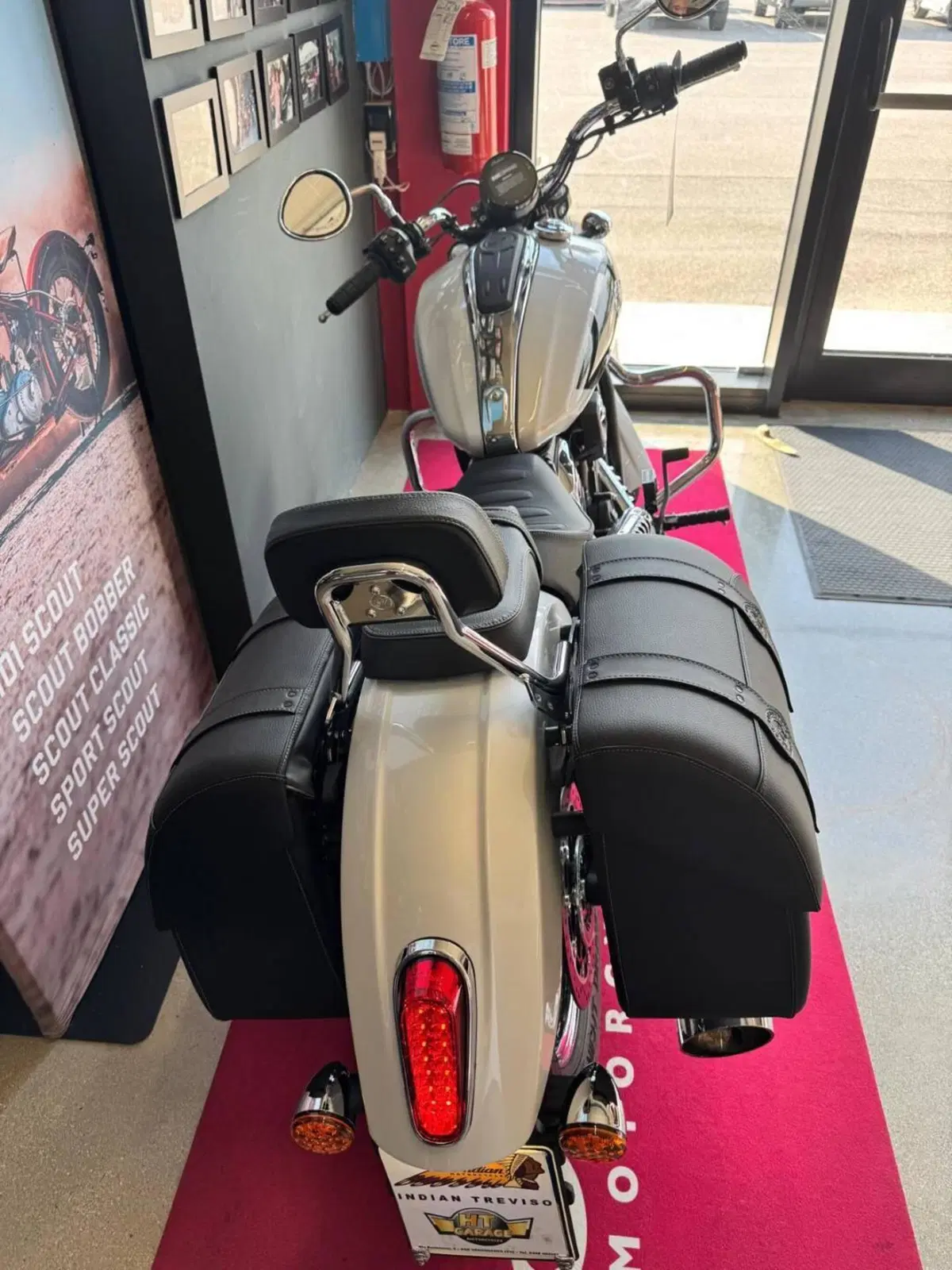Indian Scout 1250 Classic Limited + Tech (2025 - 26) (3)