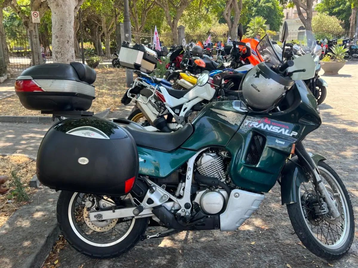 Honda Transalp XL 600V (1997 - 99) (2)
