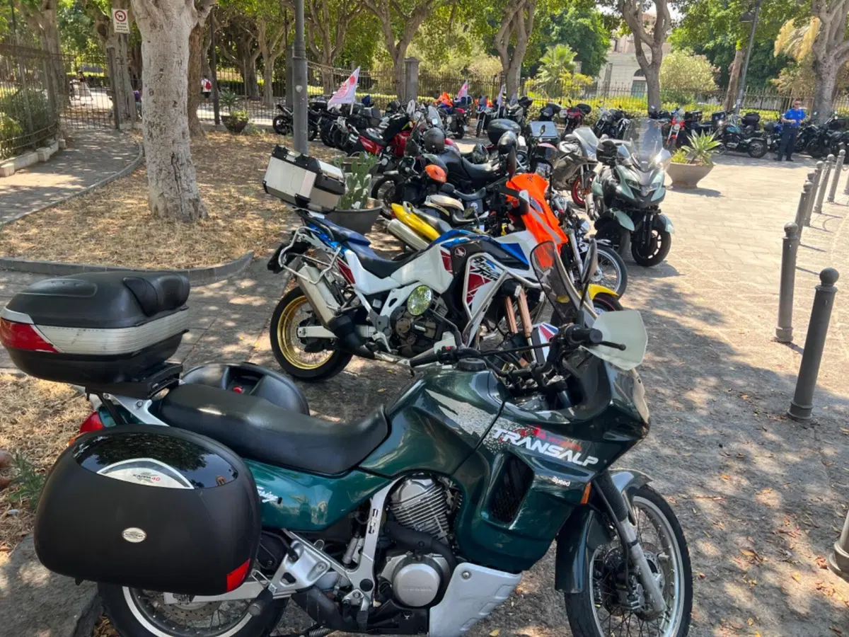 Honda Transalp XL 600V (1997 - 99) (4)