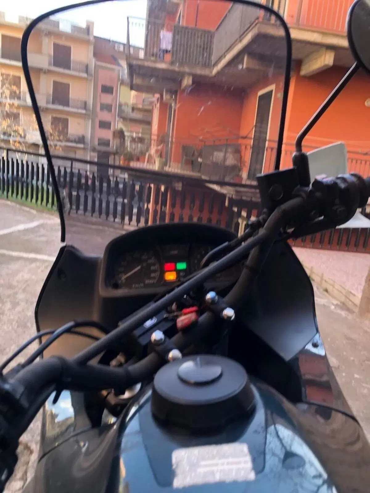 Honda Transalp XL 600V (1997 - 99) (17)