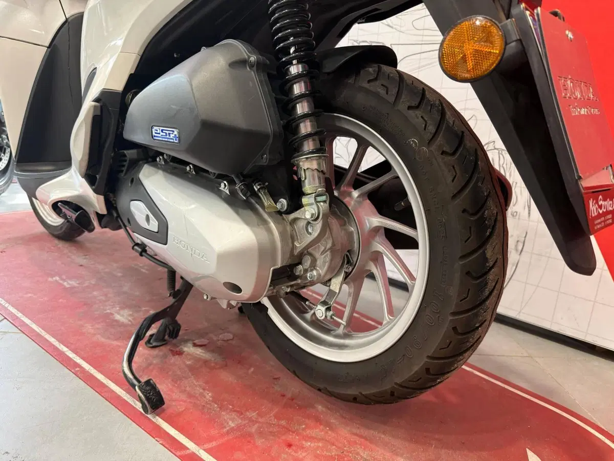 Honda SH 125 Mode (2024 - 26) (11)