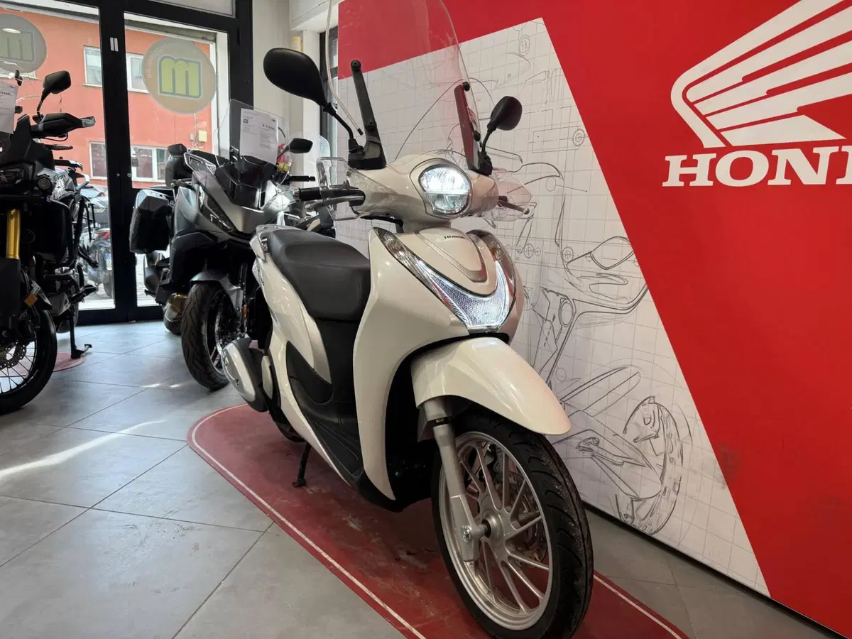 Honda SH 125 Mode (2024 - 26) (4)