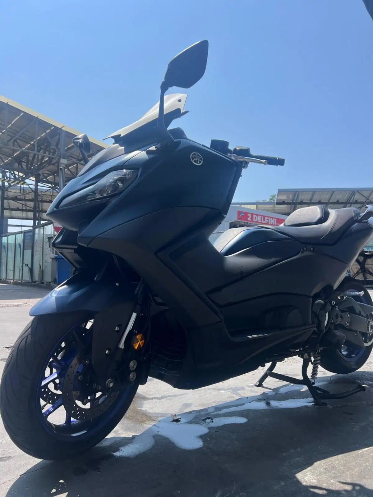 Yamaha T-Max 560 (2022 - 24)