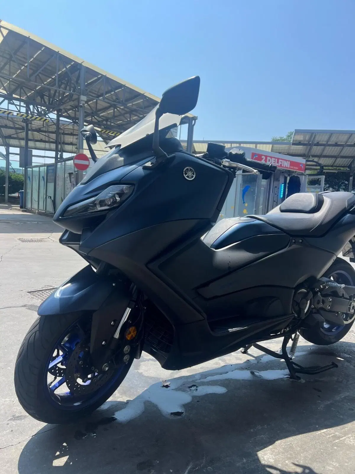 Yamaha T-Max 560 (2022 - 24) (2)