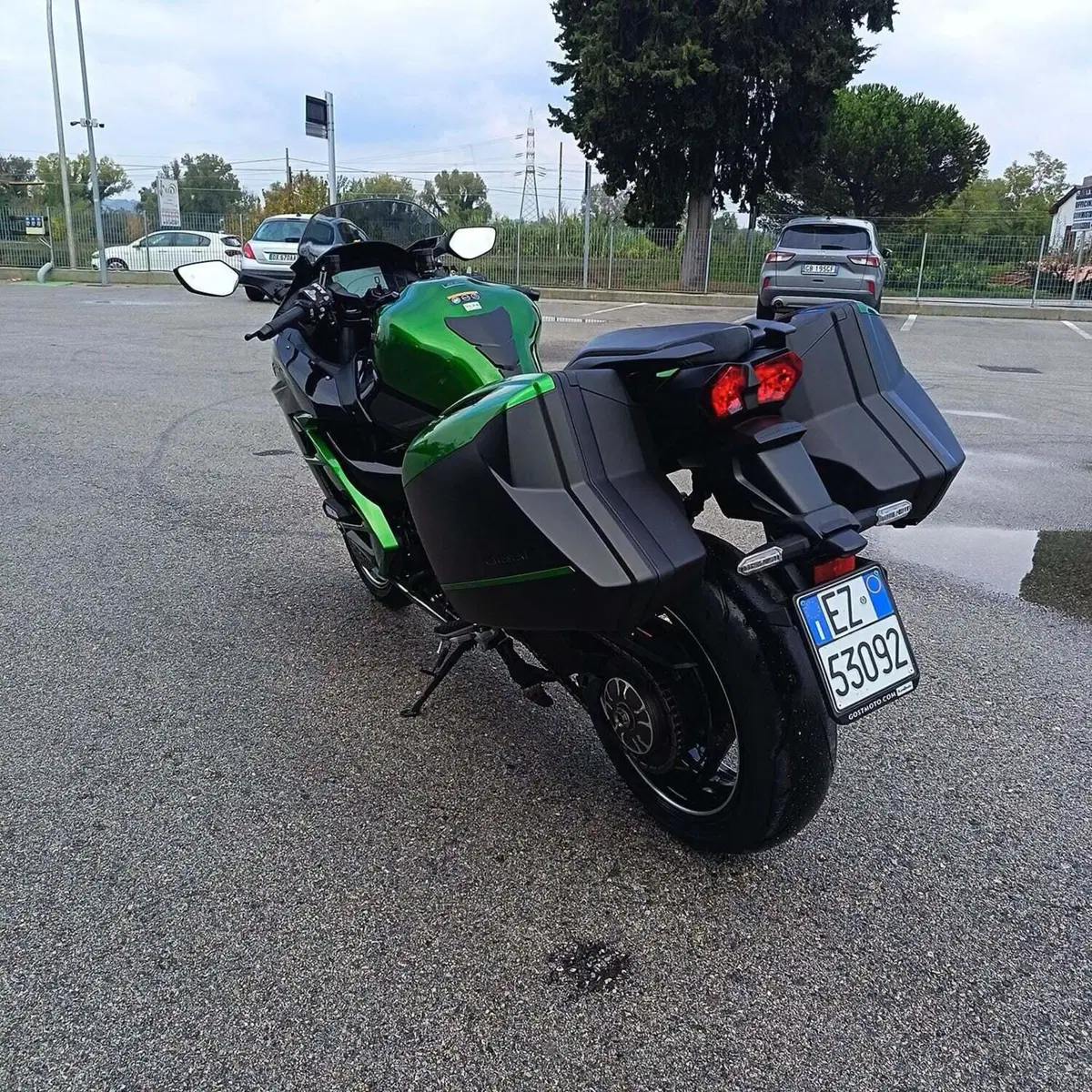 Kawasaki Ninja H2 SX SE Performance (2022) (4)