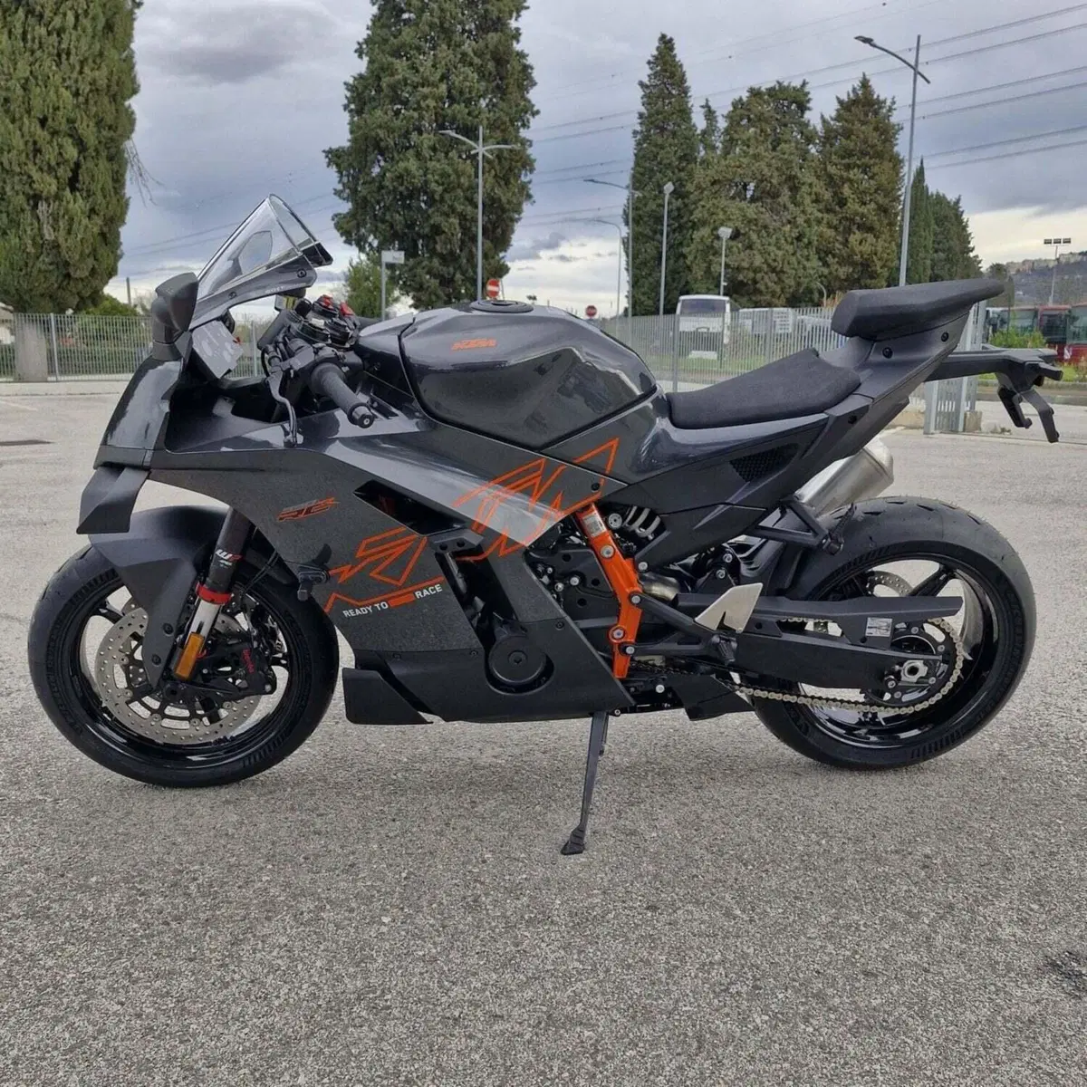 KTM 990 RC R (2026) (4)
