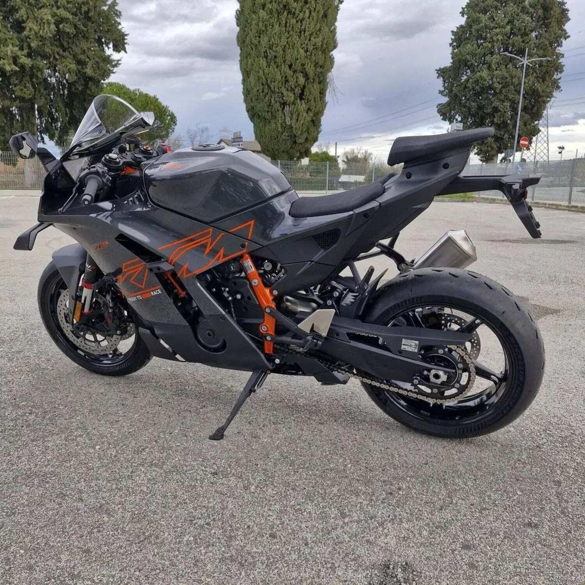 KTM 990 RC R (2026) (5)