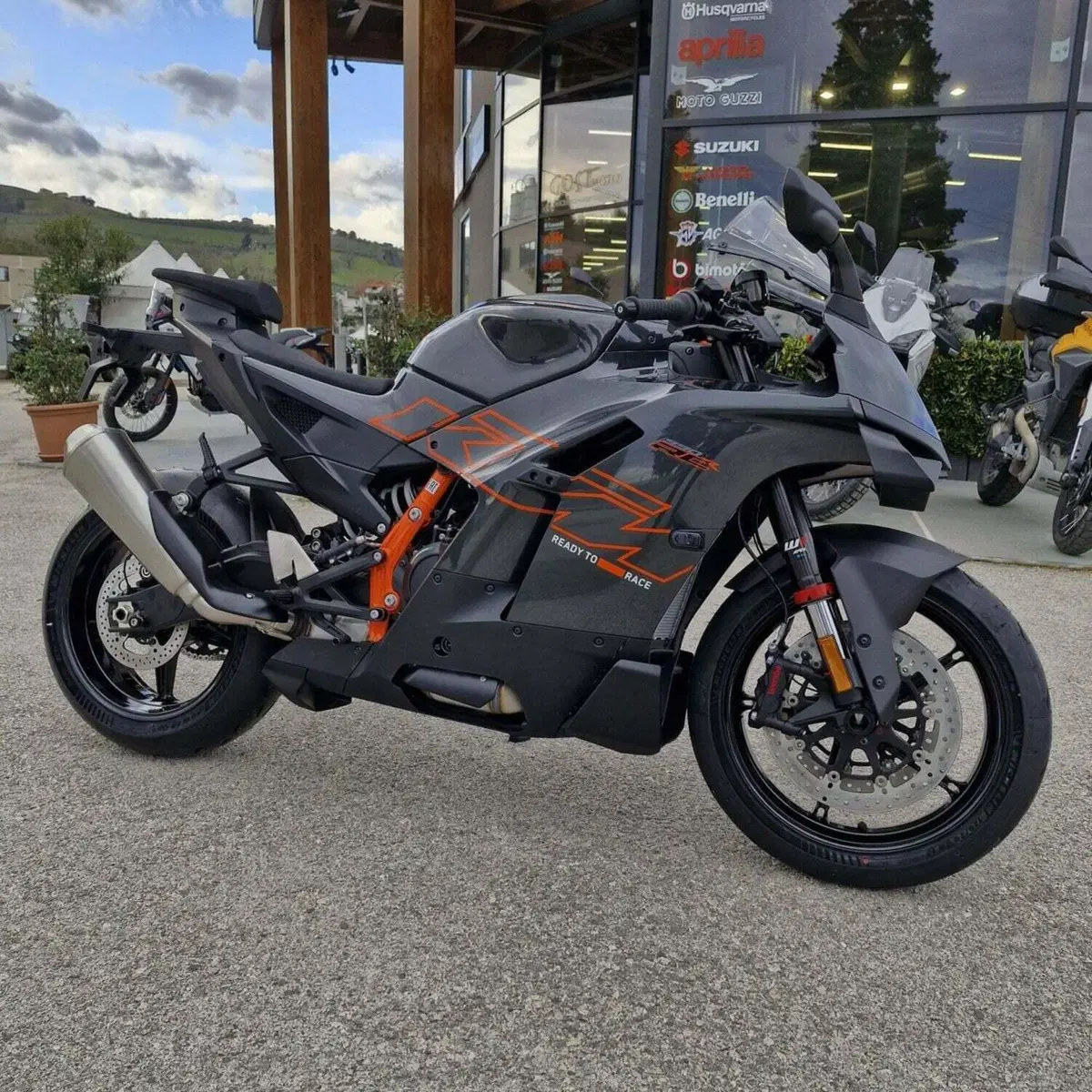 KTM 990 RC R (2026) (8)