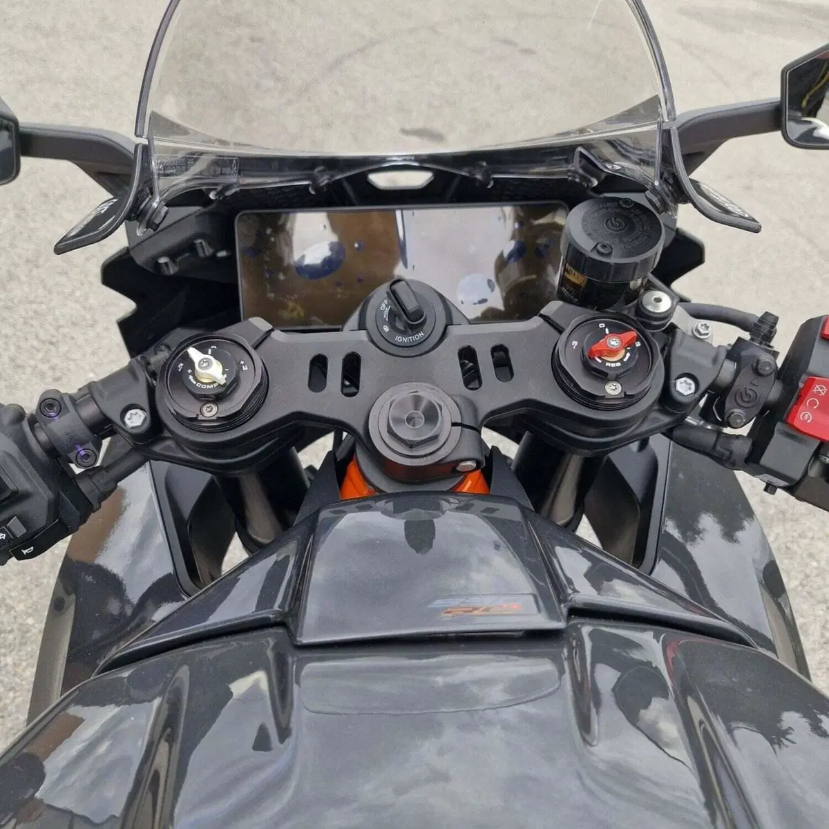 KTM 990 RC R (2026) (14)