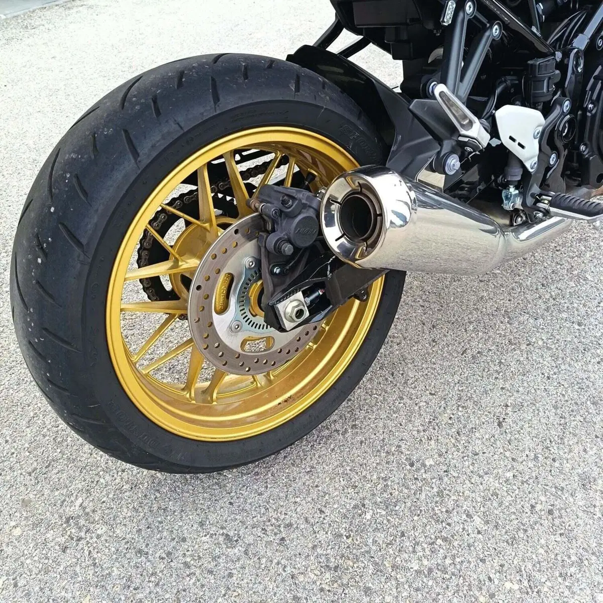 Kawasaki Z 900 RS 50th Anniversary (2022) (3)