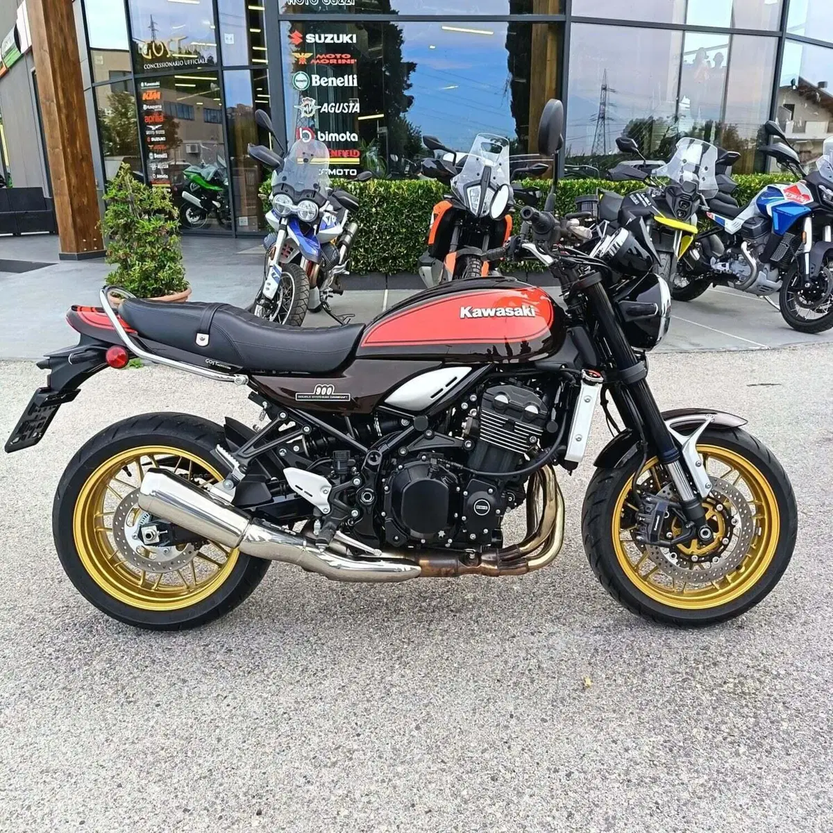 Kawasaki Z 900 RS 50th Anniversary (2022) (13)