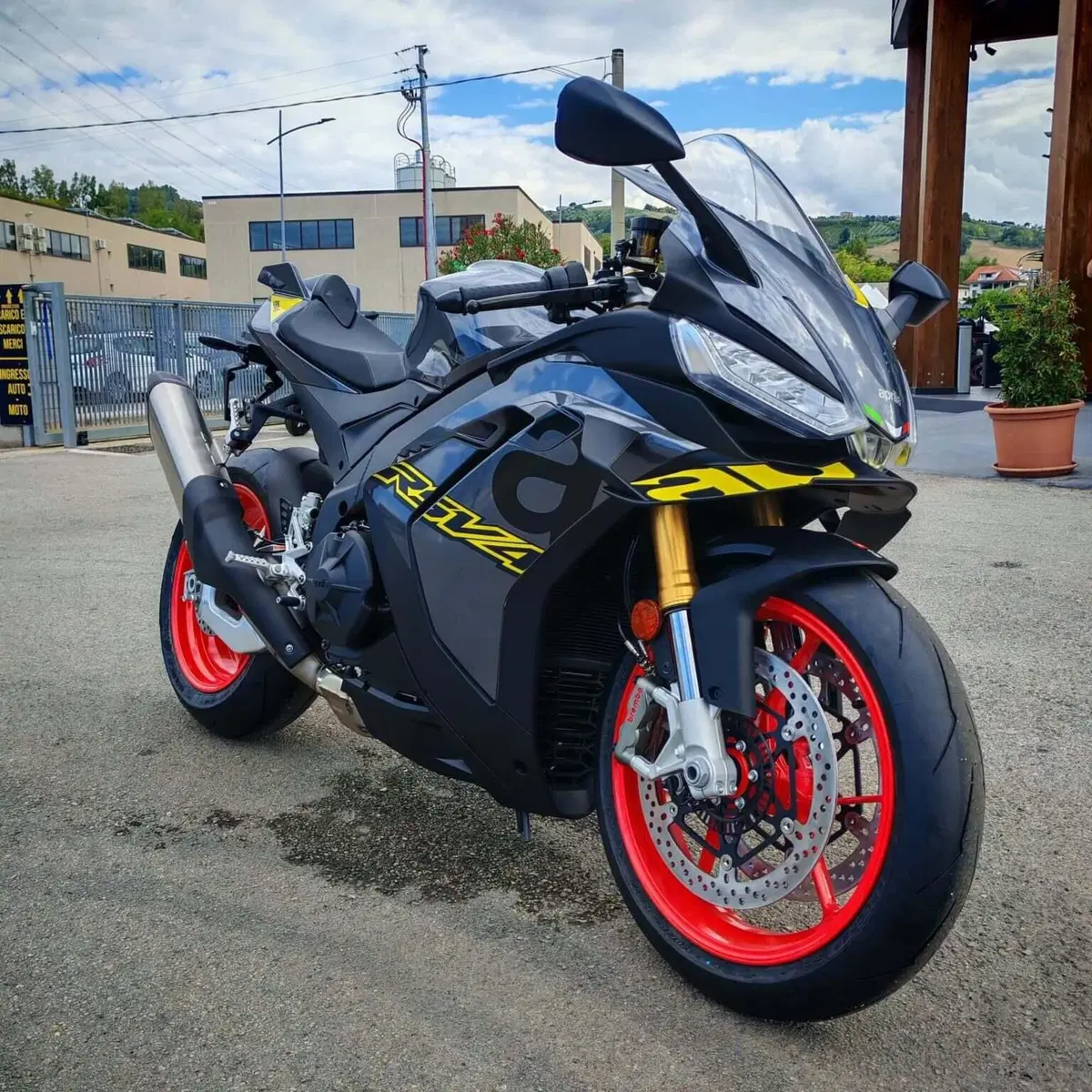 Aprilia RSV4 1100 (2025 - 26) (2)