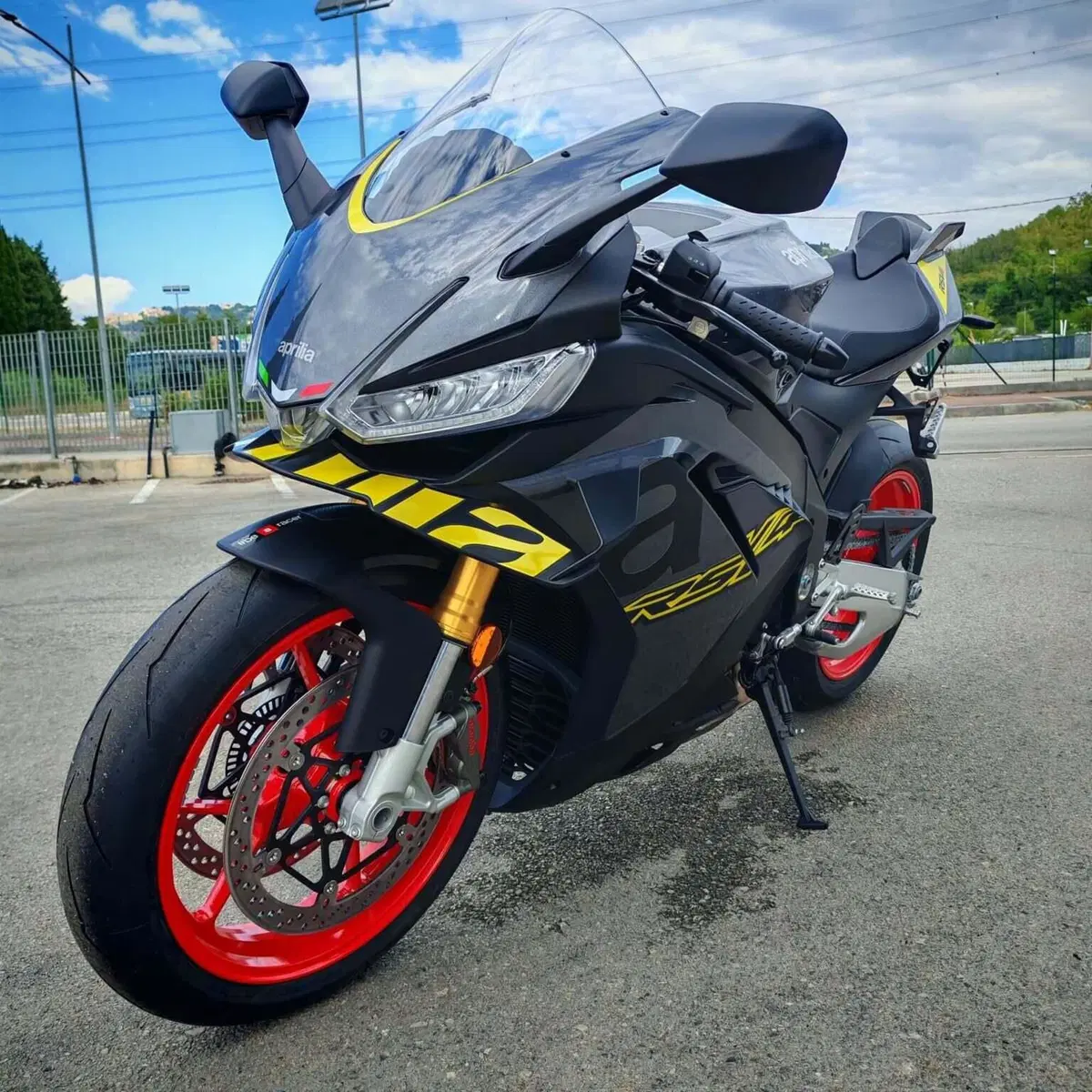 Aprilia RSV4 1100 (2025 - 26) (3)