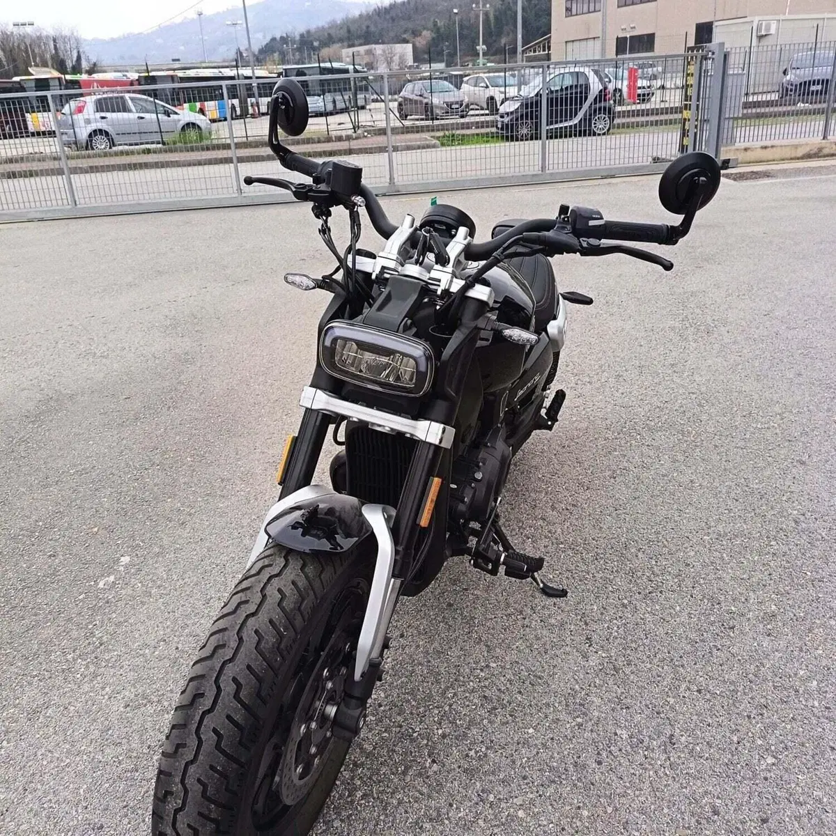 Benelli Leoncino 400 Bobber (2026) (6)
