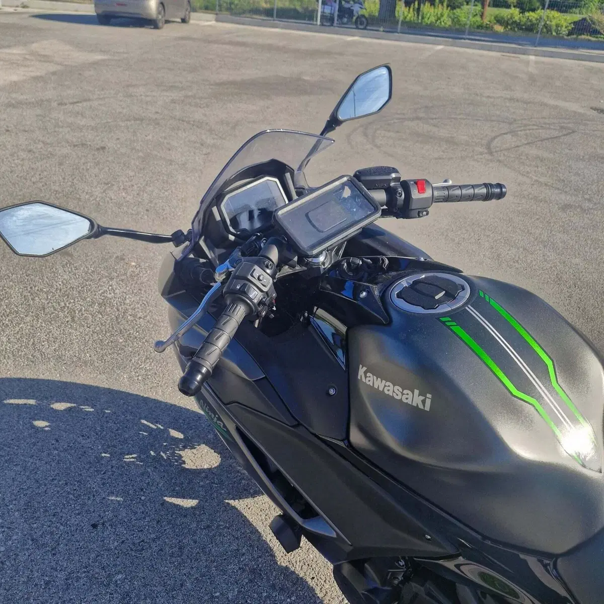 Kawasaki Ninja 650 (2021 - 24) (3)