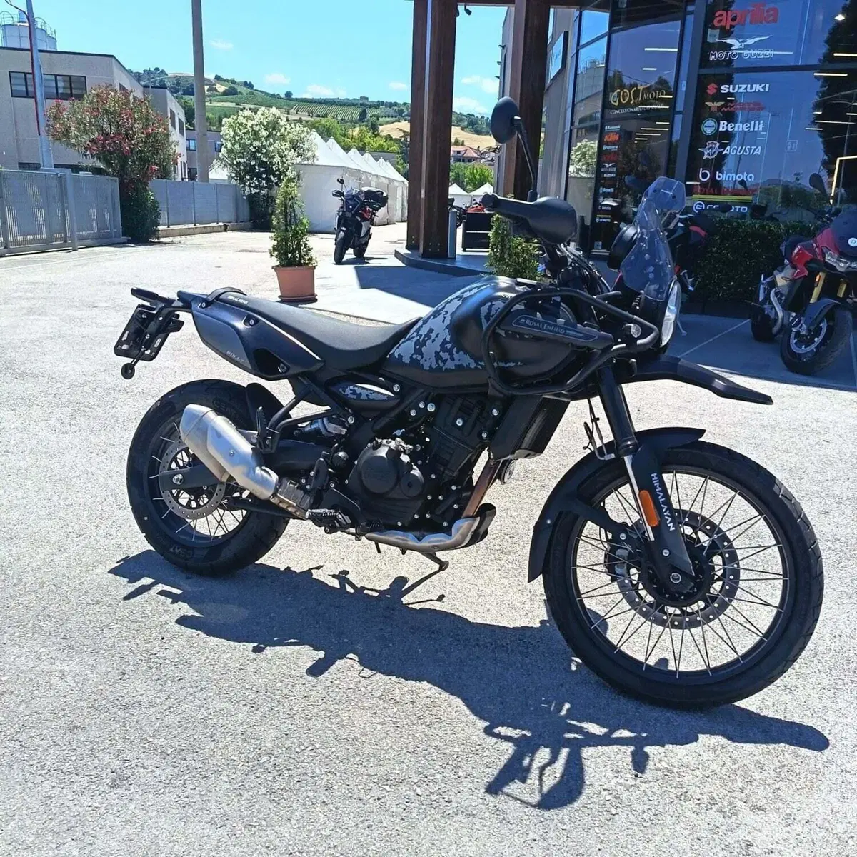 Royal Enfield Himalayan 450 Mana Black (2026) (4)