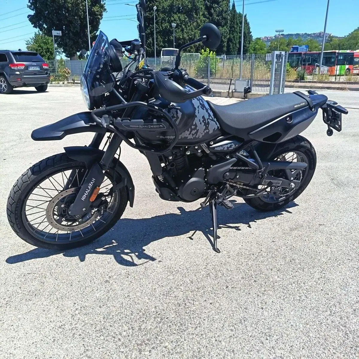 Royal Enfield Himalayan 450 Mana Black (2026) (6)
