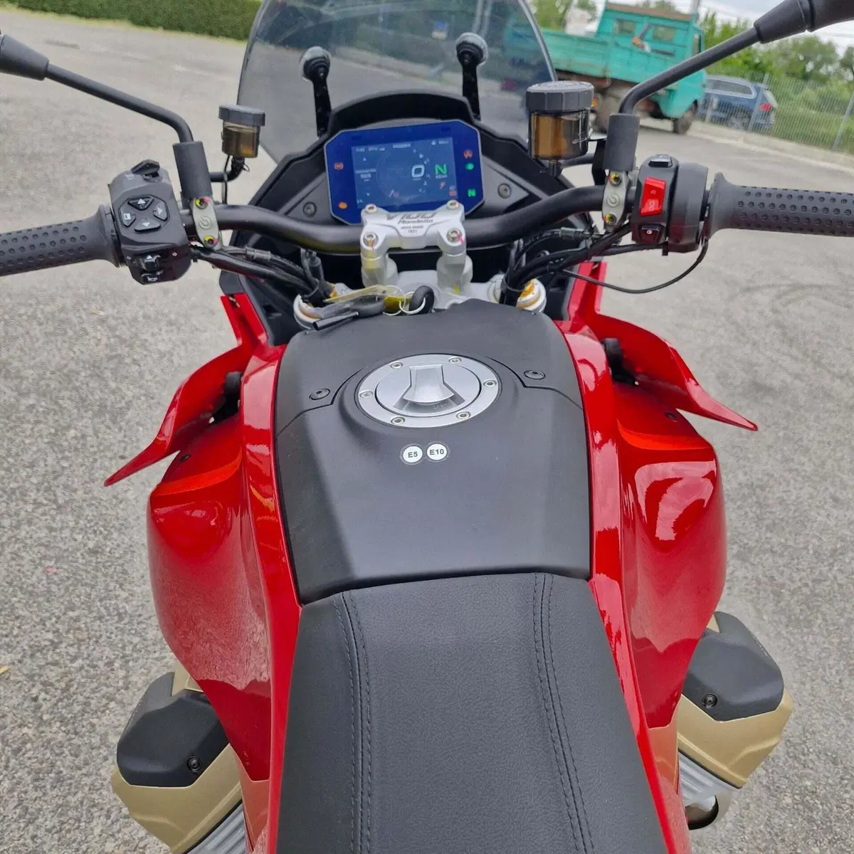Moto Guzzi V100 Mandello Wind Tunnel (2025 - 26) (4)