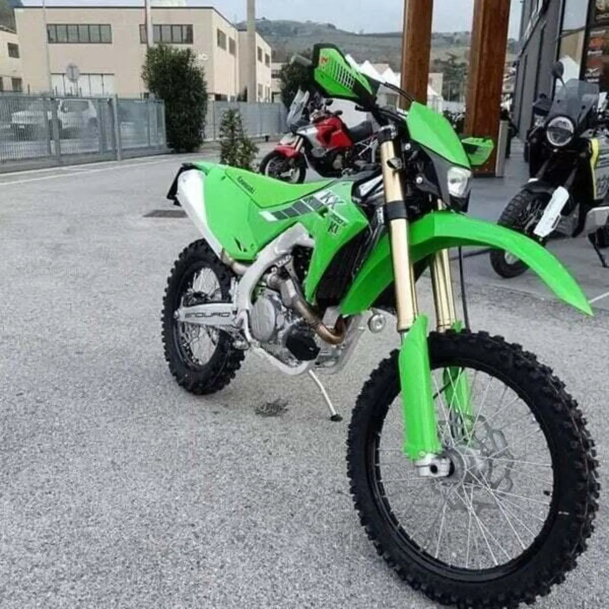 Kawasaki KX300X (2024) (4)