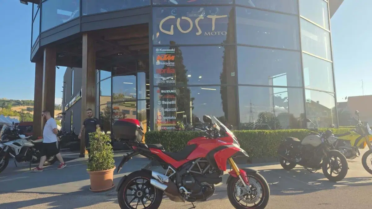 Ducati Multistrada 1200 S Touring (2010 - 12)