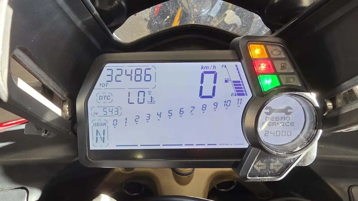 Ducati Multistrada 1200 S Touring (2010 - 12) (6)