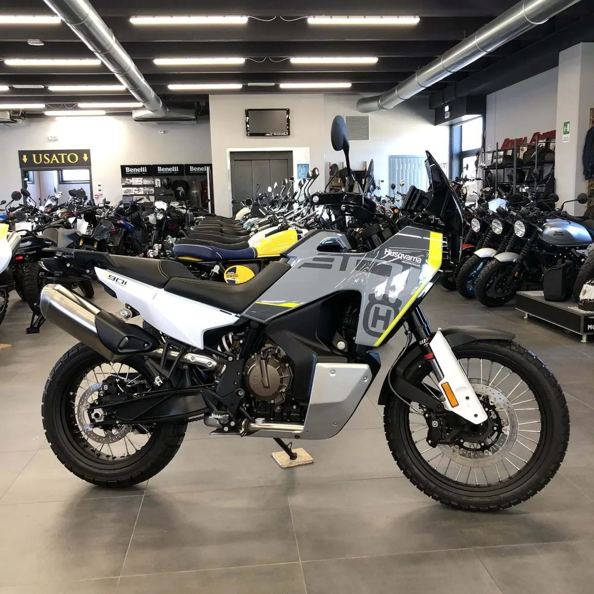 Husqvarna Norden 901 (2022 - 26)