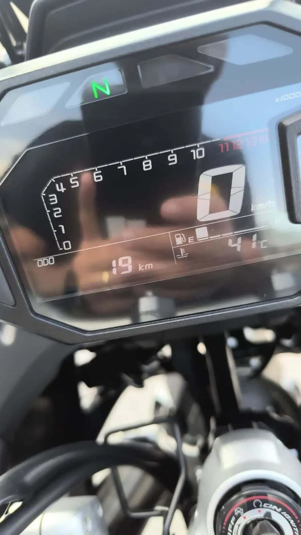 Kawasaki KLE 500 (2026) (3)