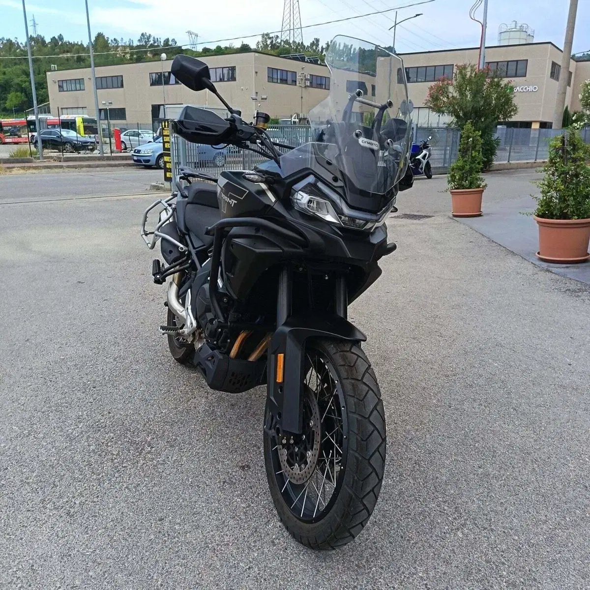 CFMOTO 700MT Adventure (2025 - 26) (4)