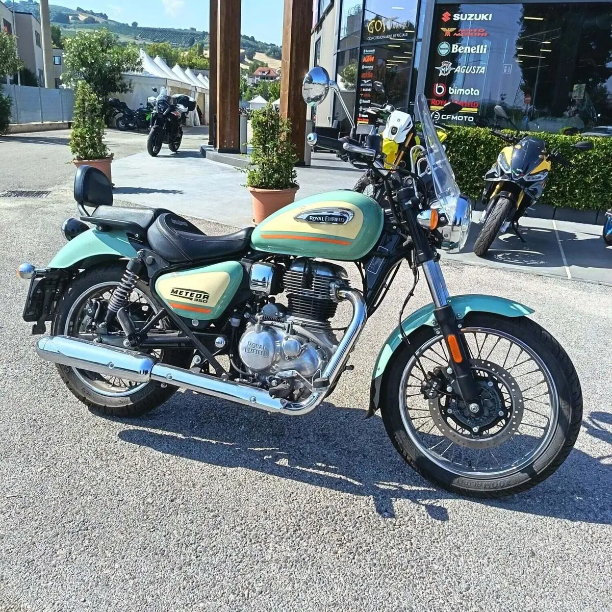 Royal Enfield Meteor 350 Aurora (2024 - 26) (8)
