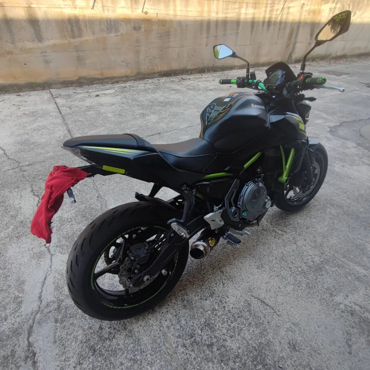 Kawasaki Z 650 (2017 - 19) (3)