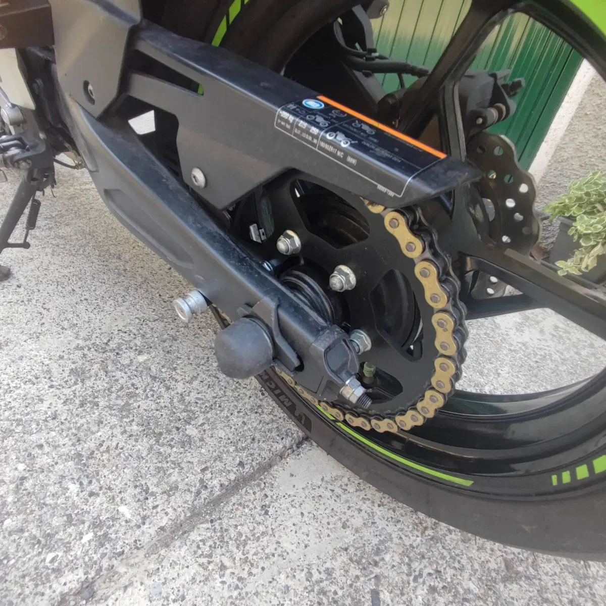 Kawasaki Z 650 (2017 - 19) (4)