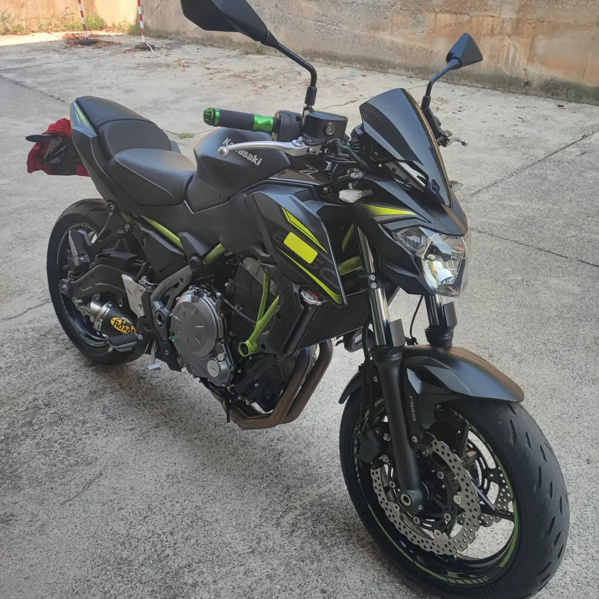 Kawasaki Z 650 (2017 - 19) (7)