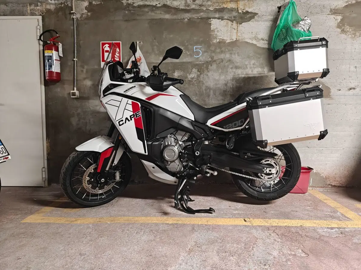 Moto Morini X-Cape 1200 (2026) (8)
