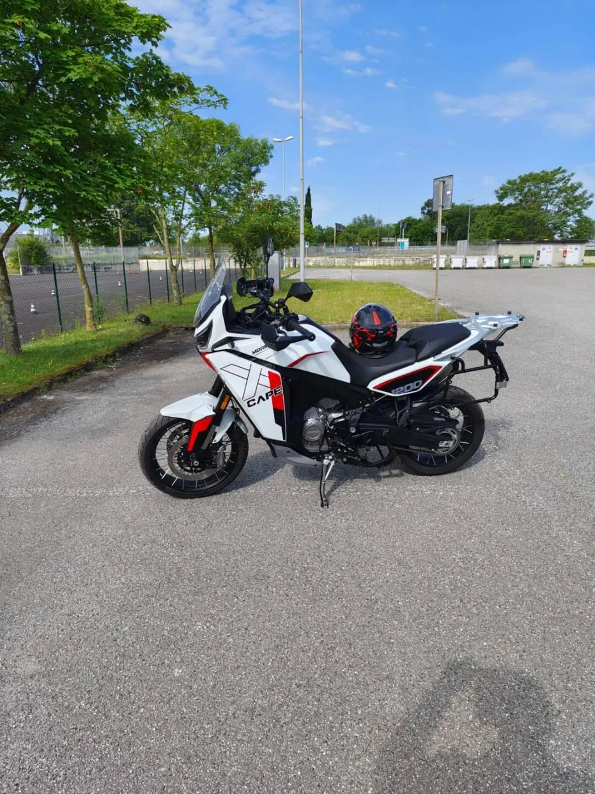Moto Morini X-Cape 1200 (2026) (13)