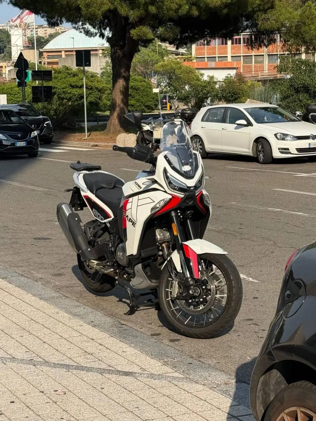 Moto Morini X-Cape 1200 (2026) (2)