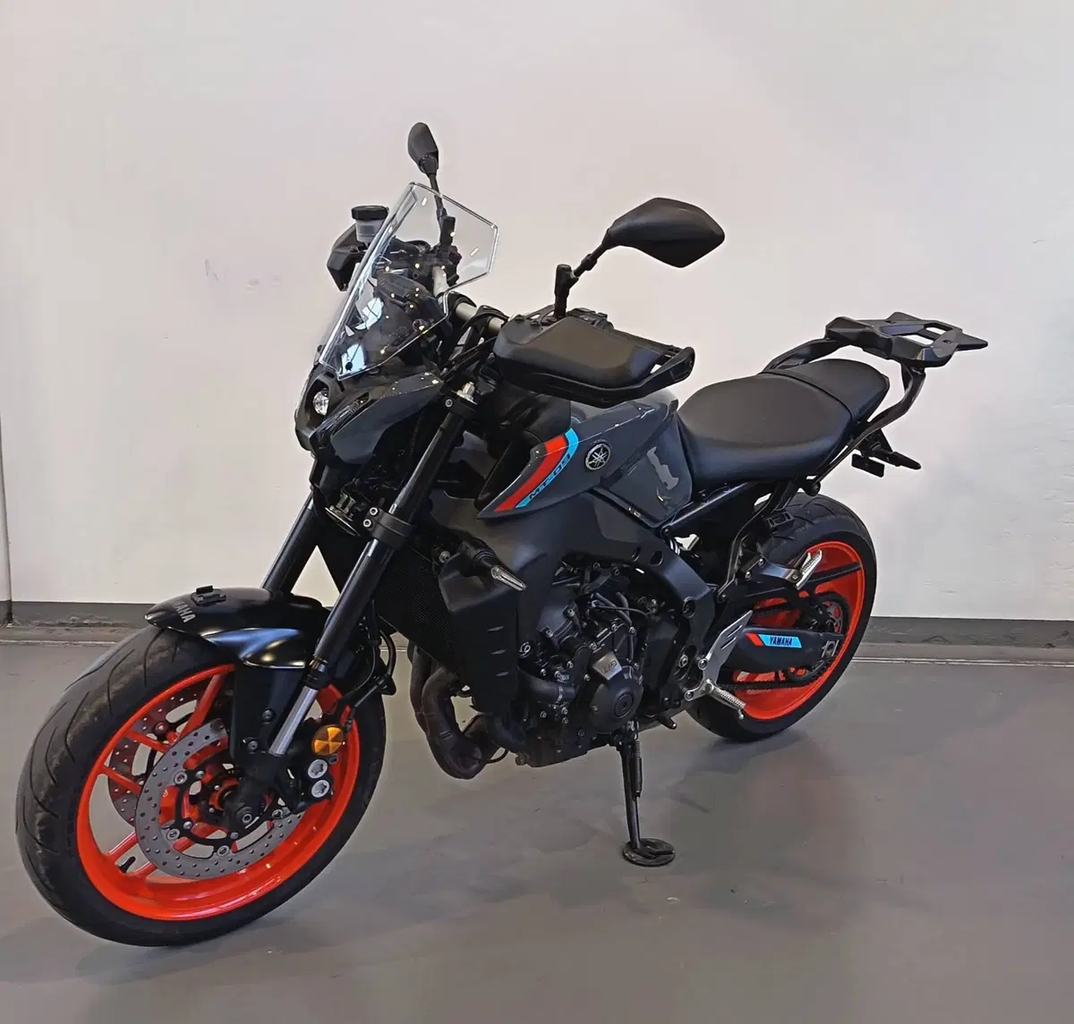 Yamaha MT-09 (2021 - 23) (2)
